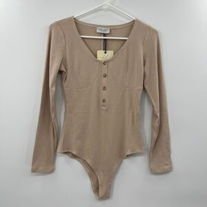 NWT DRESS‎ FORUM BEIGE RIB BODYSUIT medium